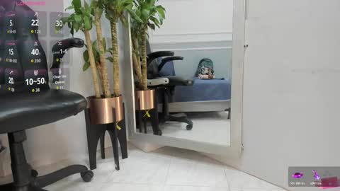 Snapshot of emma_crawford_ chatting on 8, 2, 2026 Emma online show from 8, 2, 2026