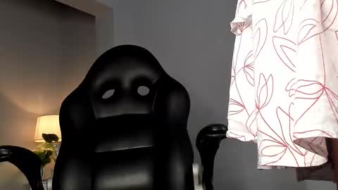 Snapshot of emma_crawford_ chatting on 10, 2, 2026 Emma online show from 10, 2, 2026