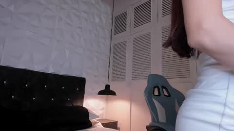 emma_dl2 online show from 9, 3, 2025