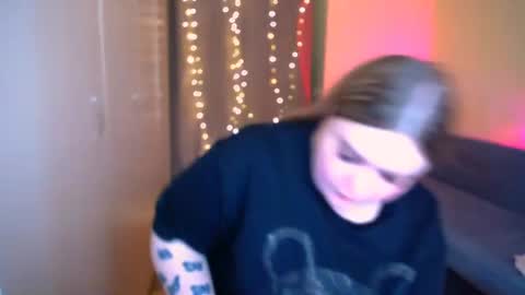 Snapshot of emma_dorn chatting on 30, 6, 2026 Eva online show from 30, 6, 2026