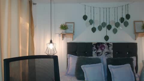 Tell me Emma online show from 6, 4, 2026