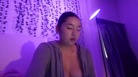 Snapshot of emma_johnson_ chatting on 24, 10, 2025 emma_johnson_ online show from 24, 10, 2025