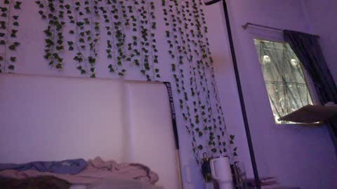 Snapshot of emma_johnson_ chatting on 28, 10, 2025 emma_johnson_ online show from 28, 10, 2025