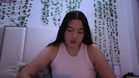 Snapshot of emma_johnson_ chatting on 11, 11, 2025 emma_johnson_ online show from 11, 11, 2025