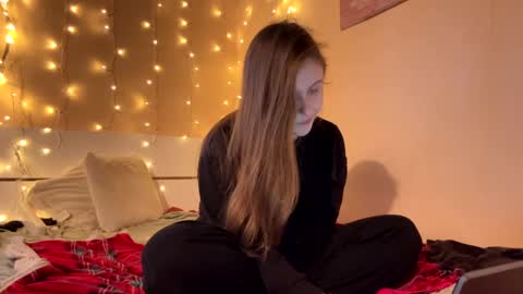 emma_just online show from 28, 2, 2025
