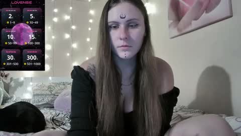 emma_just online show from 30, 10, 2025