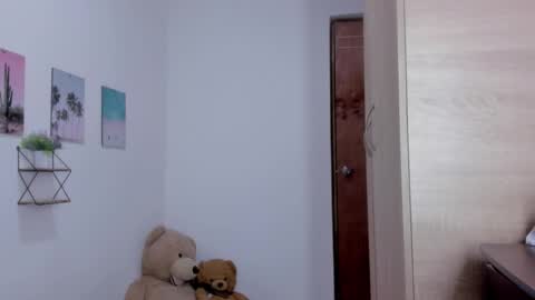 whises lits        online show from 22, 2, 2026