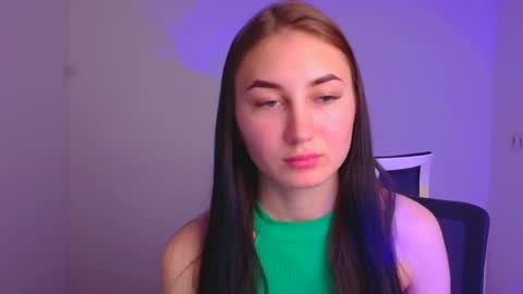 Emma online show from 25, 12, 2024