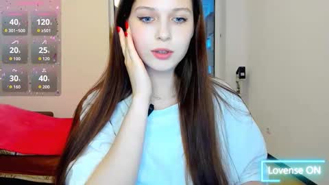 Snapshot of emma_loveyou chatting on 28, 9, 2025 emma_loveyou online show from 28, 9, 2025