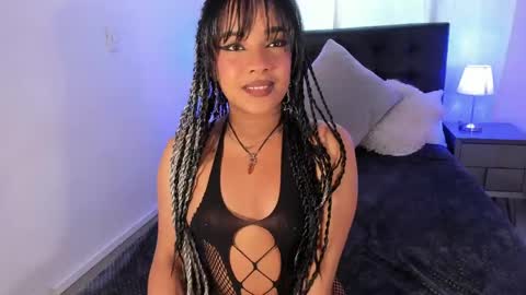 Snapshot of emma_martiin chatting on 20, 4, 2026 Im Emma online show from 20, 4, 2026