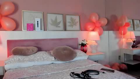  Emma  online show from 21, 10, 2025