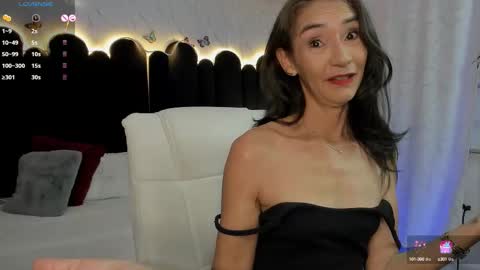 Emma  online show from 14, 10, 2025