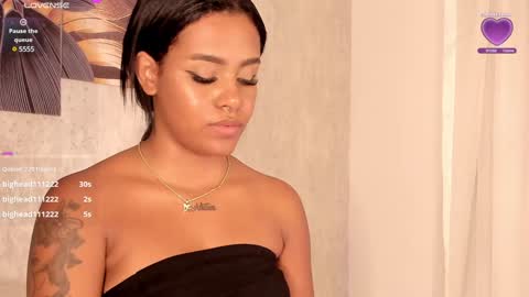 Snapshot of emma_morgann chatting on 20, 12, 2024 Emma Morgann online show from 20, 12, 2024