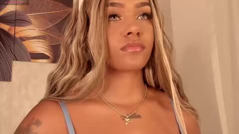 Snapshot of emma_morgann chatting on 22, 2, 2025 Emma Morgann online show from 22, 2, 2025