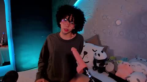     online show from 24, 2, 2025