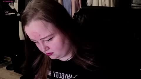 Snapshot of emma_razoom chatting on 7, 11, 2025 Emma Razumovskaya online show from 7, 11, 2025