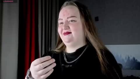 Snapshot of emma_razoom chatting on 23, 11, 2025 Emma Razumovskaya online show from 23, 11, 2025