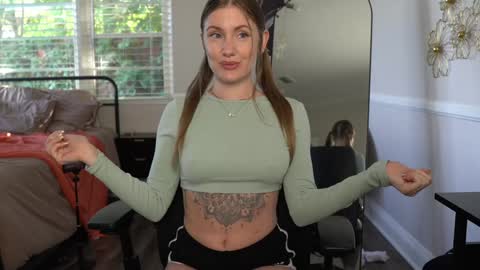 Emma Ruby online show from 7, 2, 2026