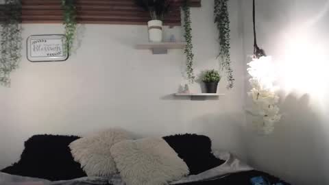 Emma Black online show from 25, 2, 2026