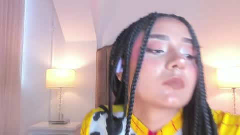 Snapshot of emma_torres__ chatting on 6, 6, 2026 Ema online show from 6, 6, 2026
