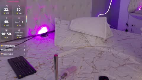 emma_visconti online show from 4, 12, 2025