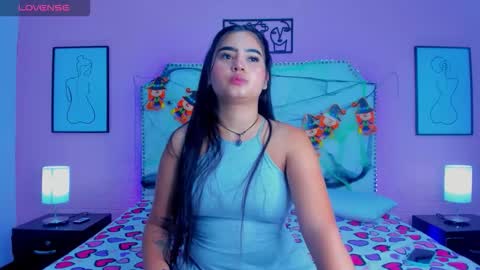 emma_whitee_ online show from 26, 10, 2025