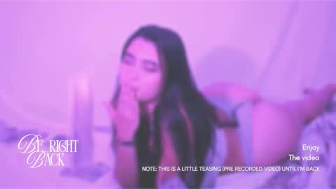 emma_whitee_ online show from 3, 12, 2025