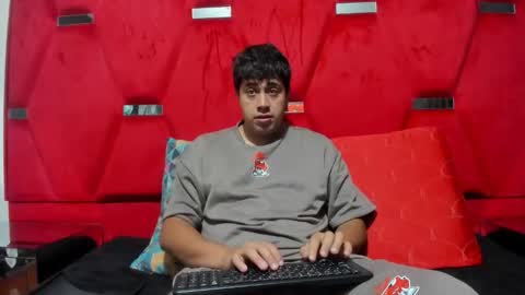 Snapshot of emmaanddemon chatting on 4, 2, 2026 EmmaAndDemon online show from 4, 2, 2026