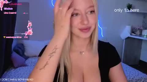 Snapshot of emmaandjake chatting on 8, 6, 2026 emmaandjake online show from 8, 6, 2026