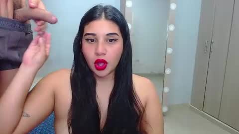emmaandpablo_mask11 online show from 14, 7, 2026