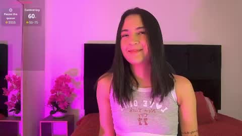 Snapshot of emmabeel chatting on 27, 6, 2026 Emma online show from 27, 6, 2026