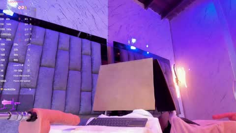 Snapshot of emmaduque chatting on 10, 12, 2024 Emma Duque online show from 10, 12, 2024