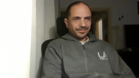 Snapshot of emmagold123 chatting on 10, 3, 2025 Ariel online show from 10, 3, 2025