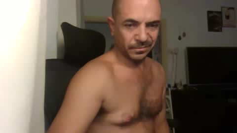 Snapshot of emmagold123 chatting on 30, 9, 2025 Ariel online show from 30, 9, 2025