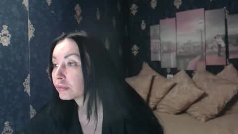 EmmaGoldX online show from 6, 1, 2026