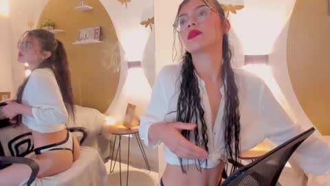 Snapshot of emmahale_ chatting on 7, 1, 2025 Emma online show from 7, 1, 2025