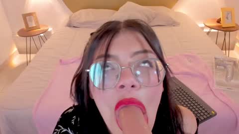 Snapshot of emmahale_ chatting on 22, 1, 2025 Emma online show from 22, 1, 2025