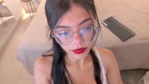 Snapshot of emmahale_ chatting on 29, 1, 2025 Emma online show from 29, 1, 2025