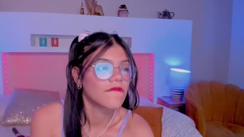 Snapshot of emmahale_ chatting on 22, 2, 2025 Emma online show from 22, 2, 2025