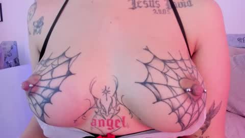 Snapshot of emmajohanson chatting on 14, 1, 2026 emmajohanson online show from 14, 1, 2026