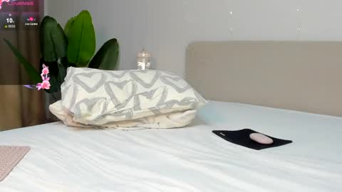 emmanuelleee online show from 1, 4, 2026