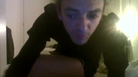 Snapshot of emmanuelli59 chatting on 22, 3, 2026 AsstastiX online show from 22, 3, 2026