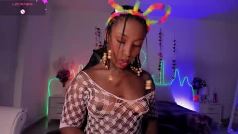 Sara online show from 17, 10, 2025