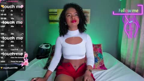Snapshot of emmasmith06 chatting on 22, 2, 2025 Emma online show from 22, 2, 2025