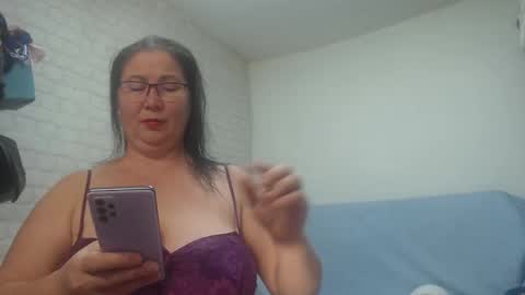 emmasquirt69 online show from 17, 12, 2025