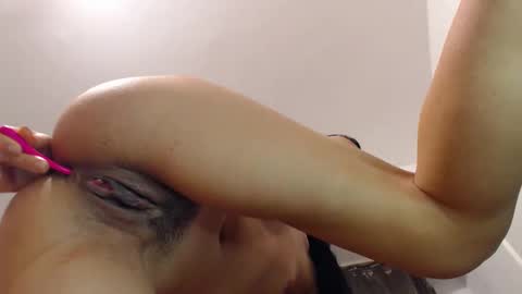 Snapshot of emmastward chatting on 6, 2, 2025 Emma online show from 6, 2, 2025