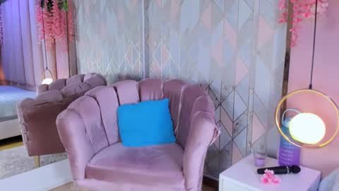 Snapshot of emmawilliams_2 chatting on 25, 9, 2025 emmawilliams_2 online show from 25, 9, 2025