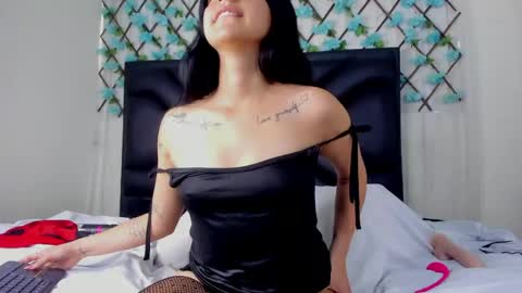 Snapshot of emmawillliams chatting on 26, 4, 2026 Emma online show from 26, 4, 2026