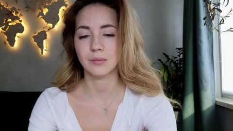 Miss Emmi online show from 12, 2, 2026