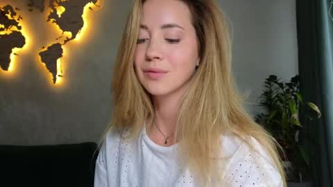 Miss Emmi online show from 27, 5, 2026